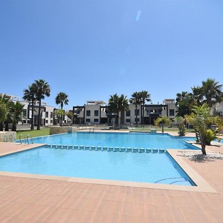 Oasis Beach โอริอุเอลา ภายนอก รูปภาพ